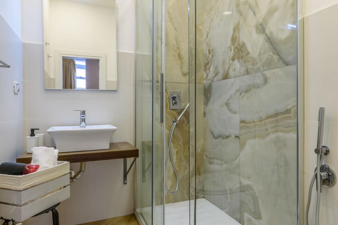 ナポリ Domus Angioina Bed & Breakfast エクステリア 写真